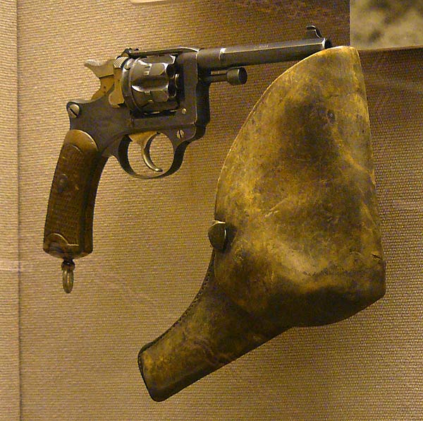 09 French Army Revolver 1892