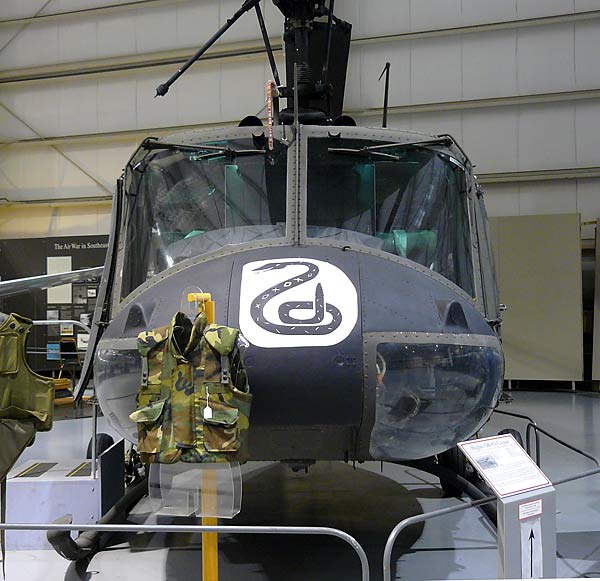 04UH1IroquoisHueyHelicopter