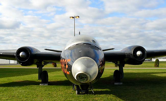 03MartinRB57Canberra