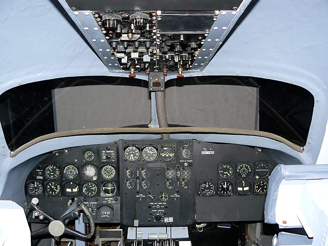 20 Grumman S2F Tracker Cockpit Simulator