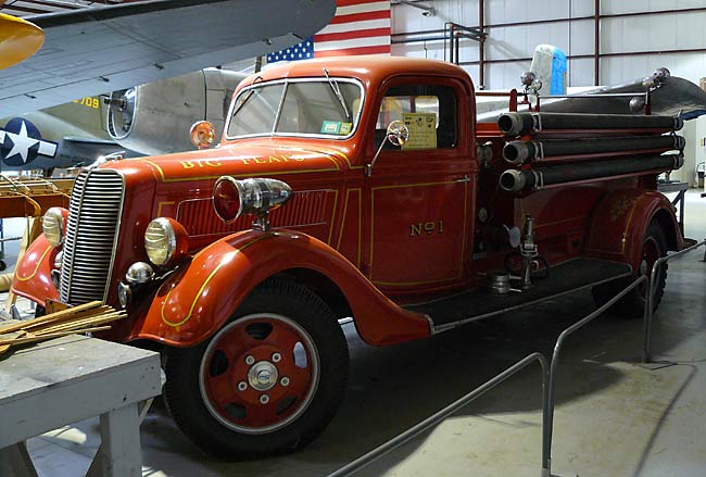 41FordPumper1927FireEngine