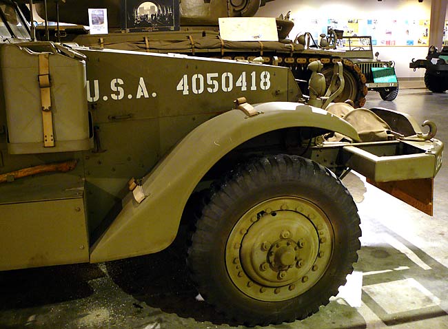 10M16MultipleGunCarriageHalftrack