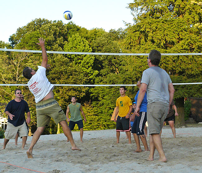 44BeachVolleyball