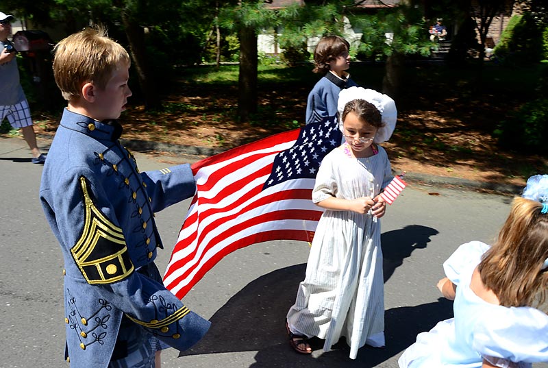 08PinesLakeJuly4Parade