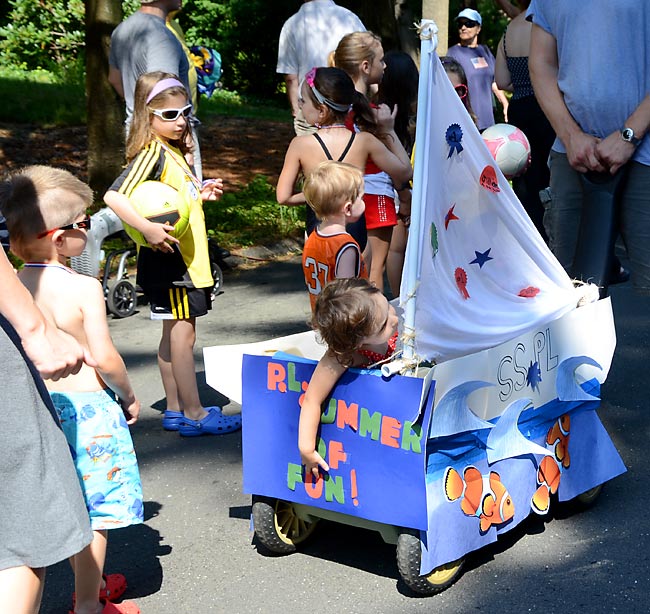 14PinesLakeJuly4Parade