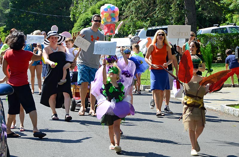 15PinesLakeJuly4Parade