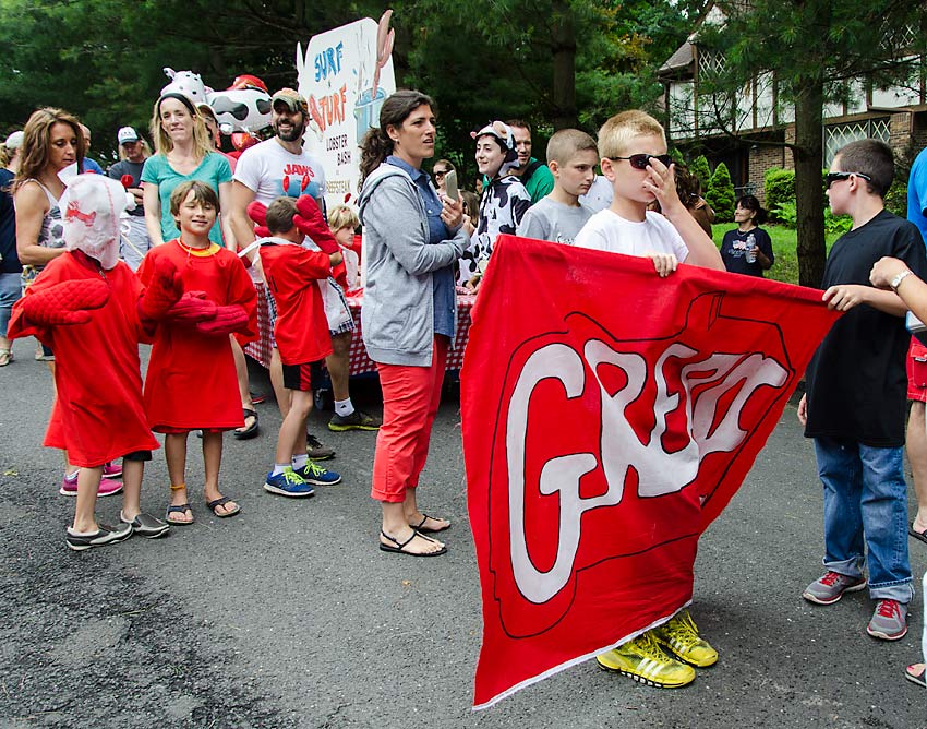 25PinesLakeJuly4Parade