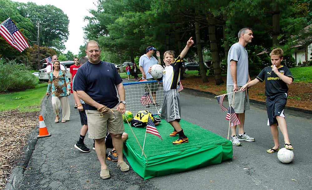 36PinesLakeJuly4Parade