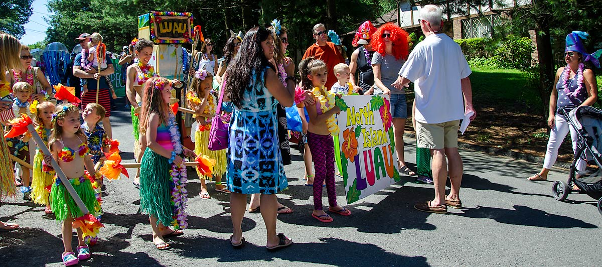 040PinesLakeJuly4Parade