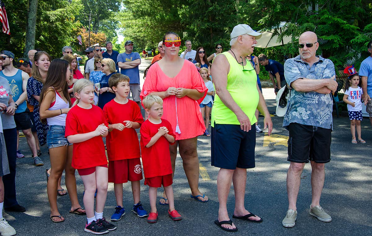 098PinesLakeJuly4Parade