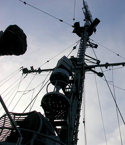 08ShipsMast