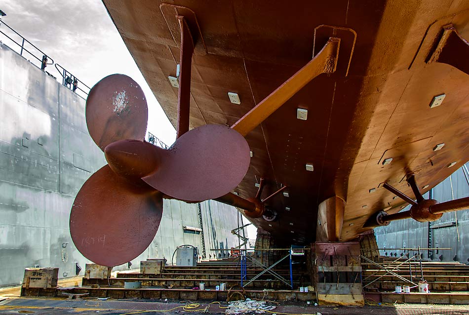 55 USS Slater Port Propeller