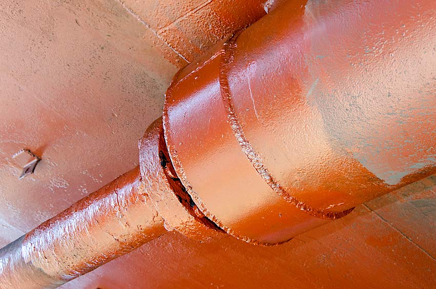 59 Propeller Shaft Housing Cover