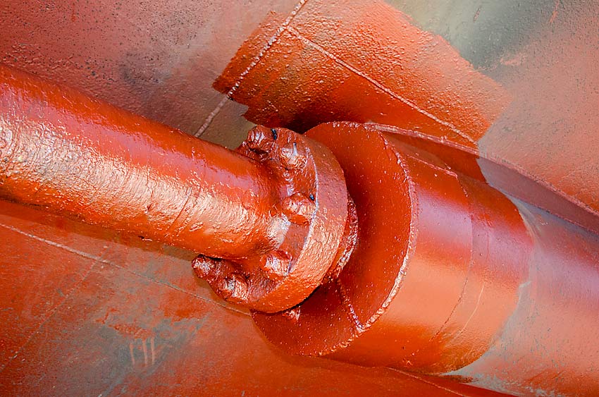 60 Propeller Shaft Housing Cover