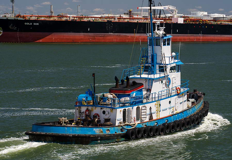 78 Tug Ruby M