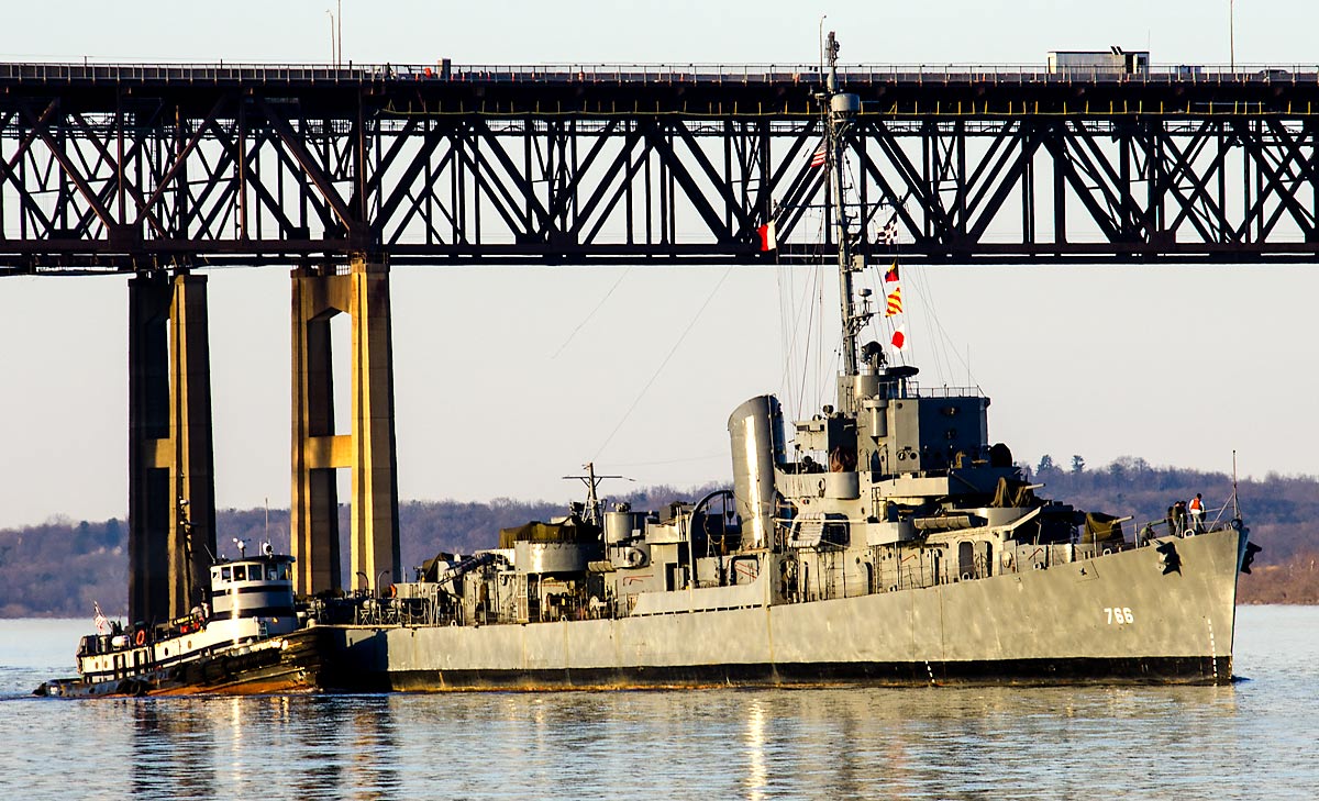 13 Destroyer Escort USS Slater