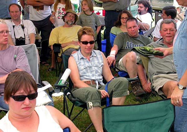 39TheCrowd