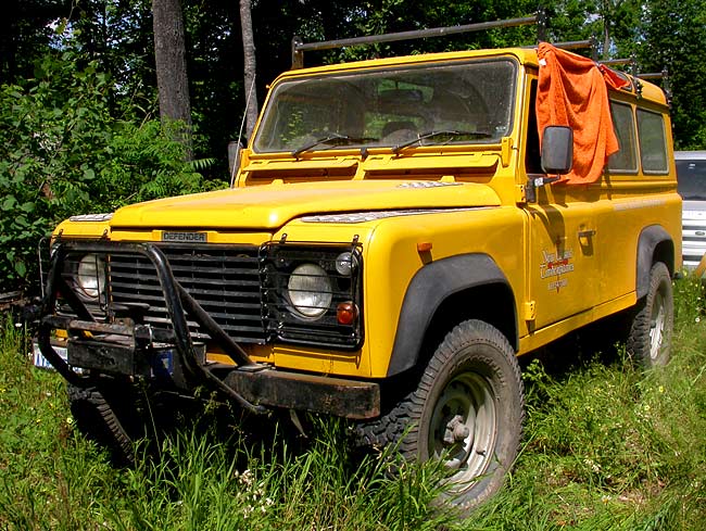 05Defender110