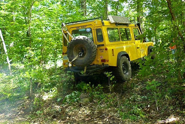 32PerkinsDieselDefender