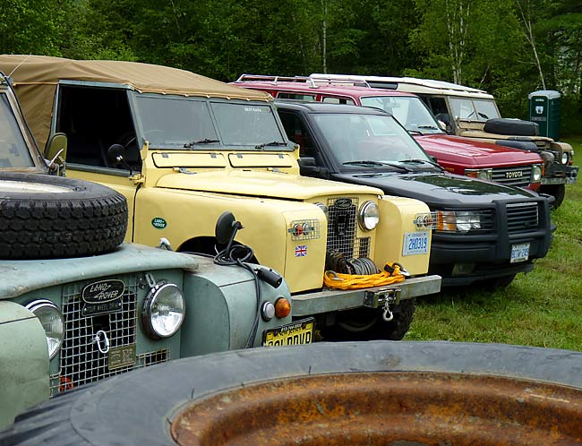 13OVLRLandRovers