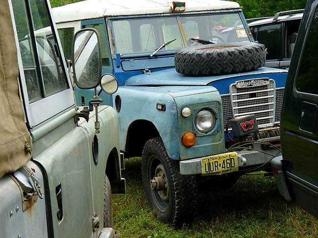 21OVLRLandRovers