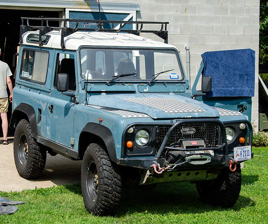 01Defender90