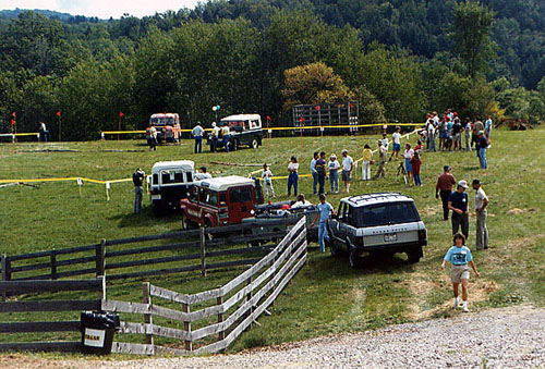 01Blindfolded obstacle course