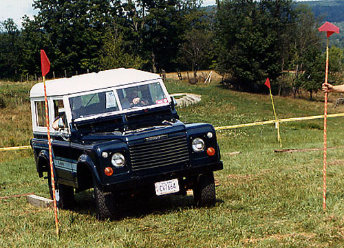 02Blindfolded obstacle course