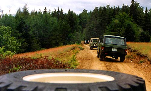  A Range Rover and other Rovers on the trail at the Atlantic British meet