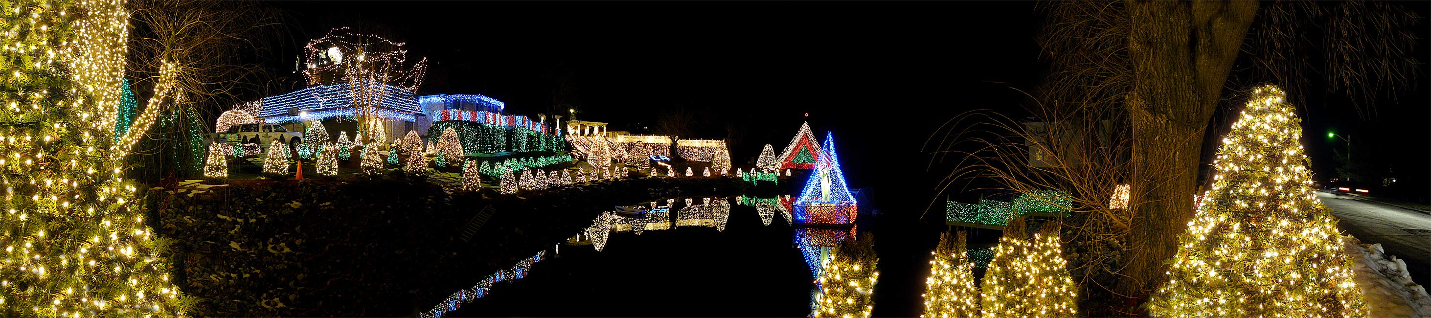 Elvis House Pond View in 2007