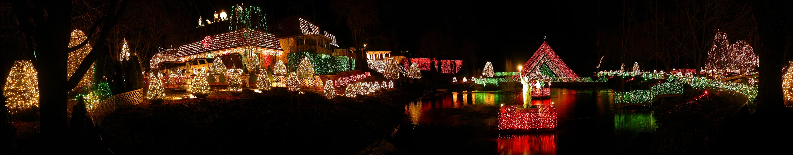 Closer panorama of the pond at the Elvis House in Mahwah