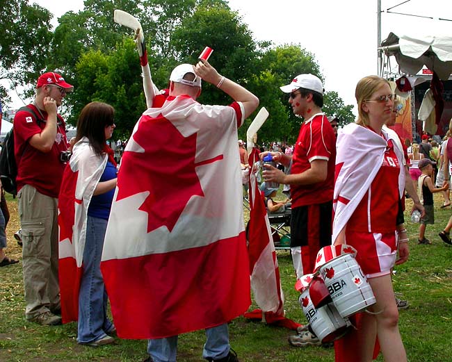 17CanadaDayCanadians