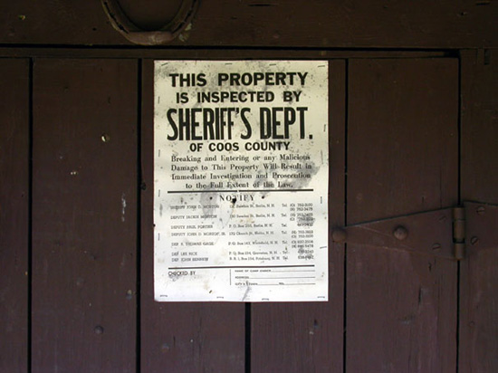 02CabinSign